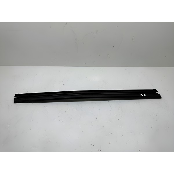 Pestana Interna Dian/esquerda Peugeot 208 2017 15018yb2 5217 Preto