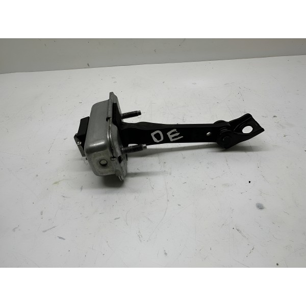 Limitador Porta Dianteira Esquerda Peugeot 208 2017 5214