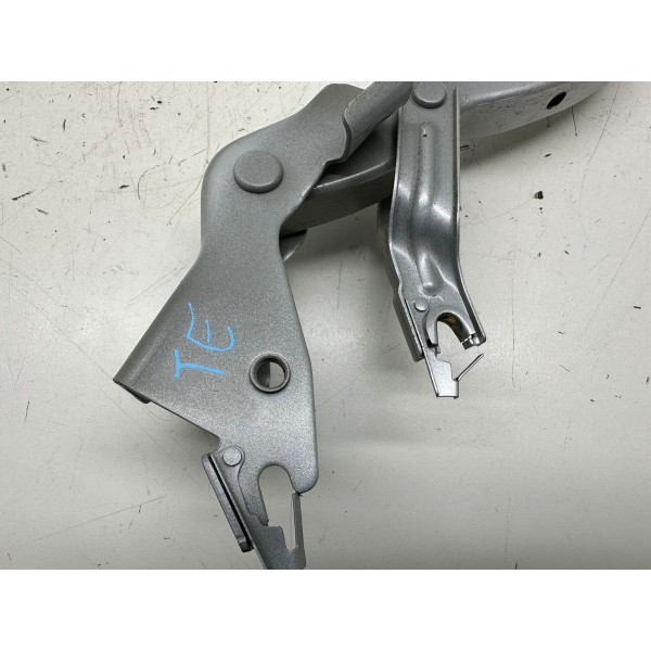 Dobradiça Porta Malas Esquerda Cruze Lt 2017 3723 23386579