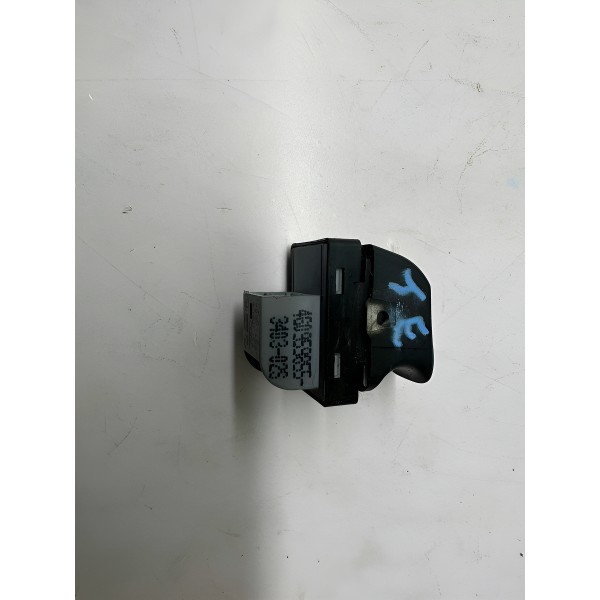 Botão Comando Vidro Traseiro Esquerdo Audi Q3 2014 4735