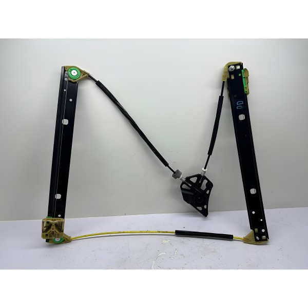 Maquina De Vidro Dianteiro Direito Audi Q3 2014 4695