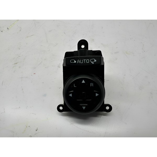 Botão Retrovisor Elétrico Dian/esquer Kia Cerato 2014 4894