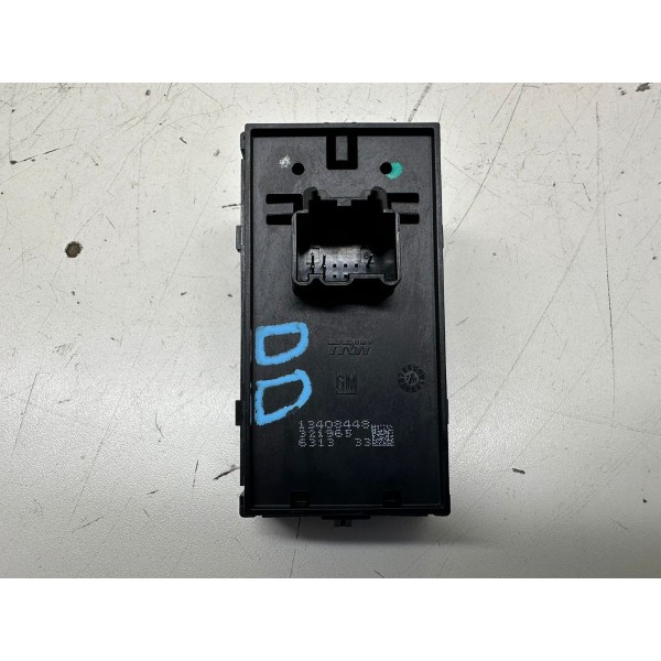 Botão Comando Do Vidro Dianteiro Direito Cruze Lt 2017 3707