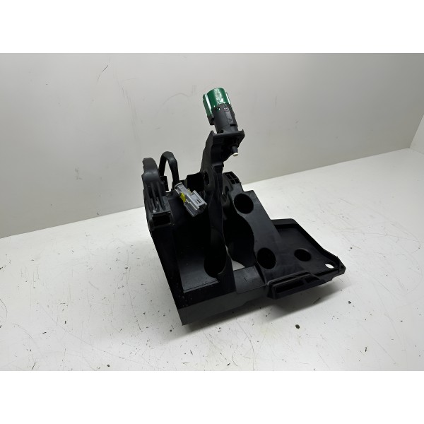 Suporte Sensor Pedaleiras Peugeot 208 2014 9803426380 4566
