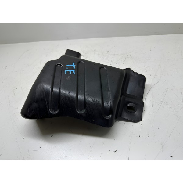 Acabamento Eixo Tras. Esq. Peugeot 208 2014 9806910780 4533