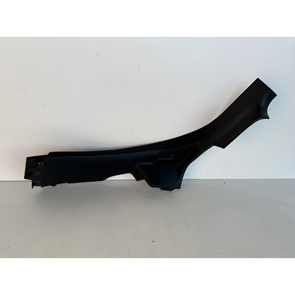 Soleira Porta Traseira Esquerda Peugeot 208 2014