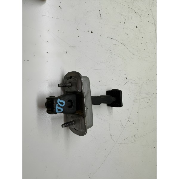 Limitador De Porta Dianteira Direita Peugeot 208 2014 4432