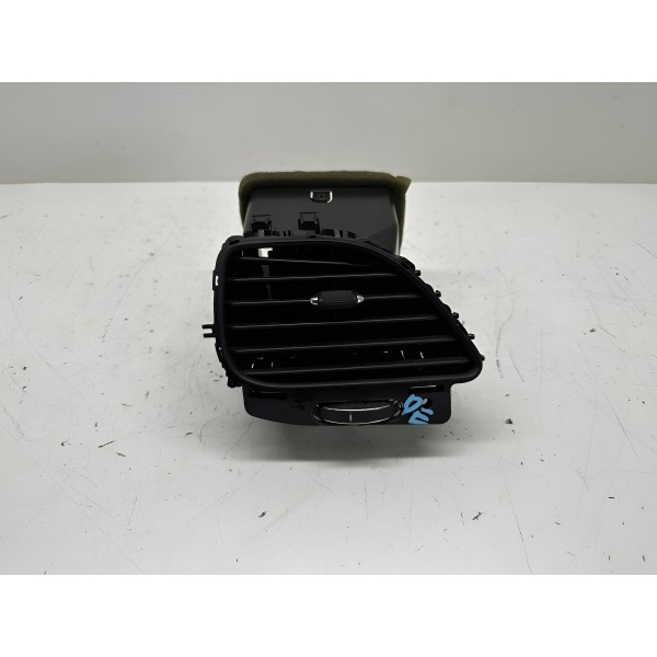 Difusor De Ar Diant. Esquerdo Dodge Journey 2013 4233