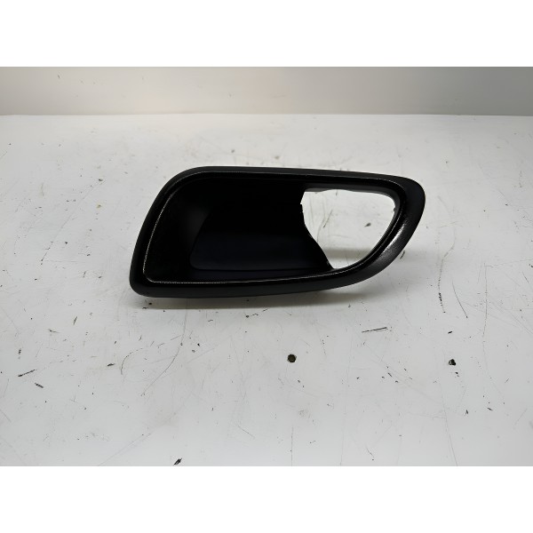 Moldura Maçaneta Int. Dian. Esquerda Dodge Journey 2013 398 Dianteira