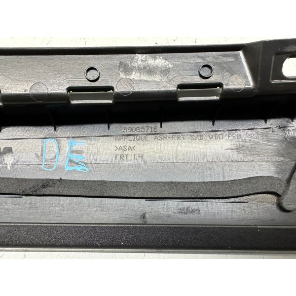 Aplique Porta Dianteira Esquerda Cruze Lt 2017 3669 39085716