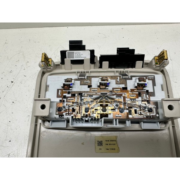 Luz Cortesia Teto Dianteiro Cruze Lt 2017 3662 39057843