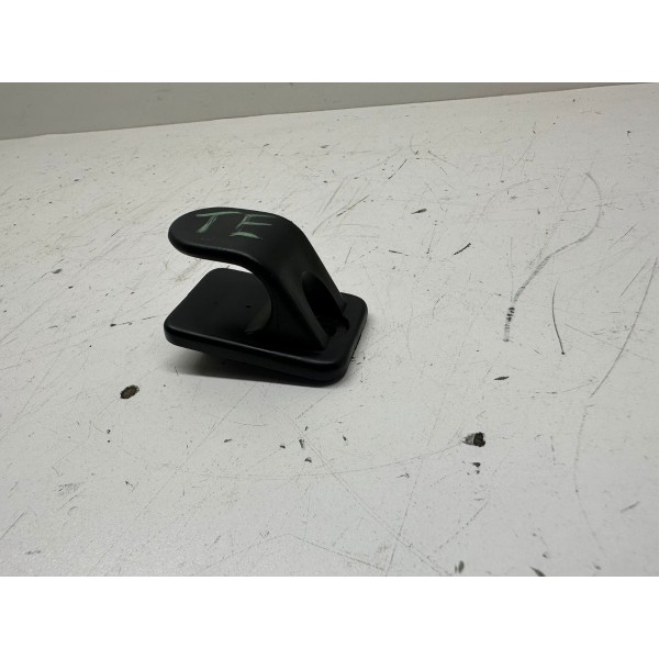 Gancho Traseiro Esquerdo Cruze Lt 2017 3655