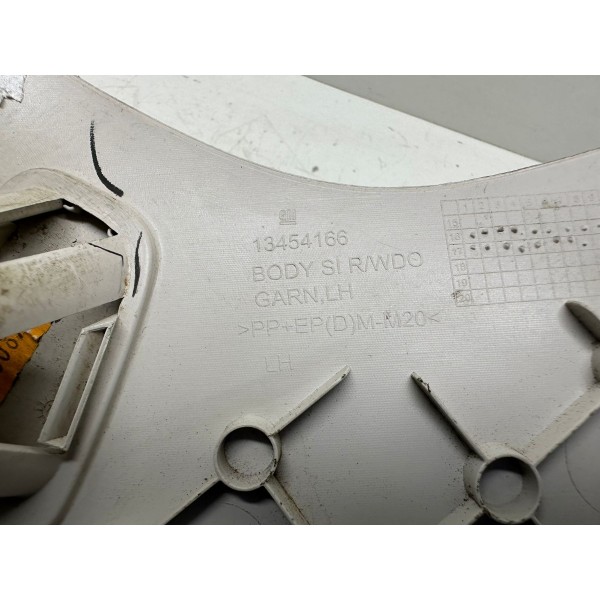 Acabamento Coluna Tras. Esquerda Cruze Lt 2017 13454166 3650