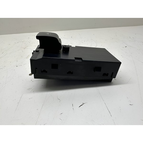 Botão Comando Do Vidro Dianteiro Direito Cruze Lt 2017 3707