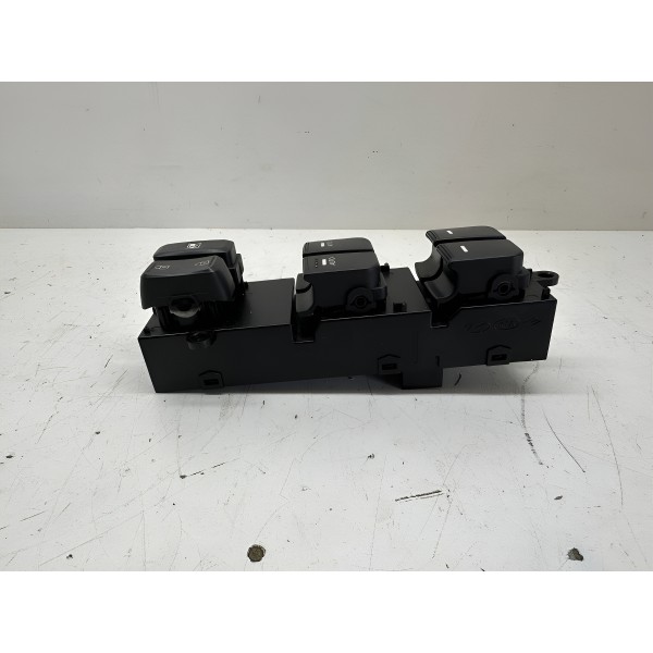 Botão Comando Vidro Dianteiro Esquerda Kia Optima 2013 3139