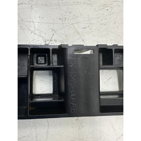 Suporte Guia Para Choque Tras. Direito Cruze Lt 2017 3603