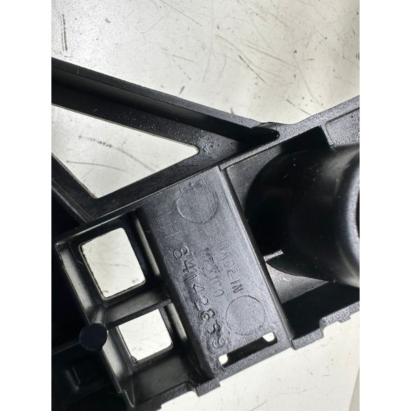 Suporte Guia Para Choque Tras. Esquerdo Cruze Lt 2017 3566