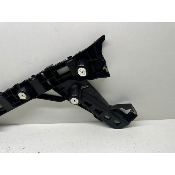 Suporte Guia Para Choque Tras. Esquerdo Cruze Lt 2017 3566