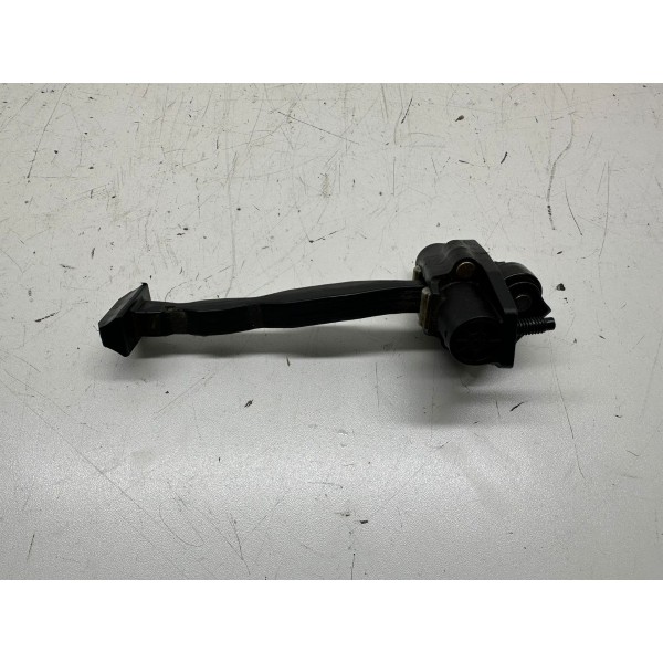 Limitador De Porta Traseiro Esquerdo Cruze Lt 2017 3561