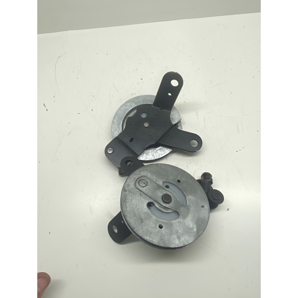 Catraca Cabo Dir. E Esq. Tampa Tras. Discovery 4 2013 2015