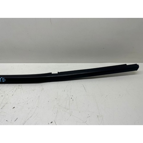 Pestana Externa Traseira Esquerda Cruze Lt 2017