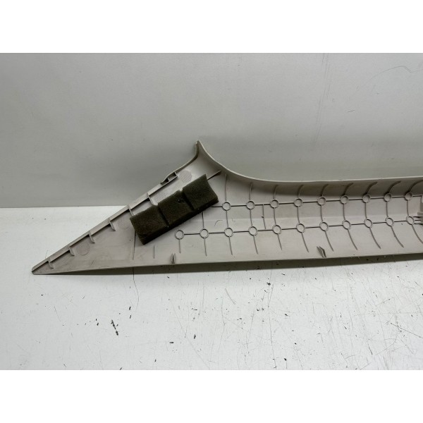 Acabamento Coluna Para Brisa Diant. Dir. Cruze Lt 2017 3545