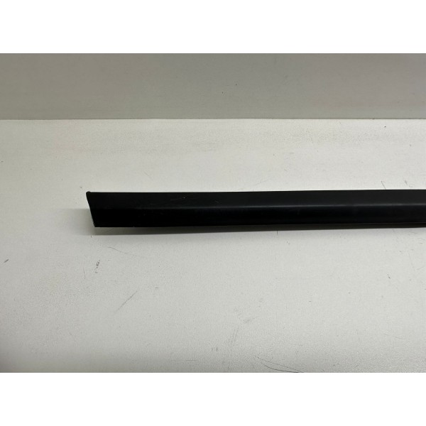 Pestana Externa Traseira Direita Cruze Lt 2017  84161354