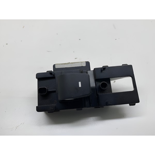 Botão Vidro Eletrico Traseiro Direito Elantra 2018 1243