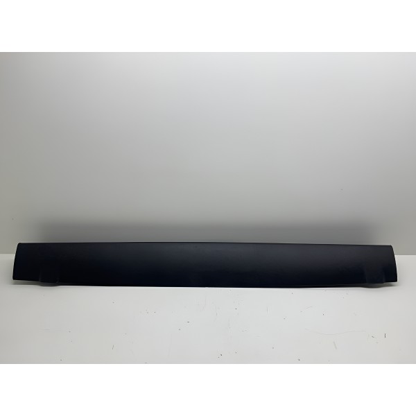 Acabamento Central Sup Porta Malas Discovery 4 2013 Erq00091