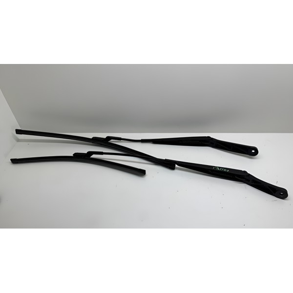 Par Braço Limpador Dianteiro Vw Passat 2012 779