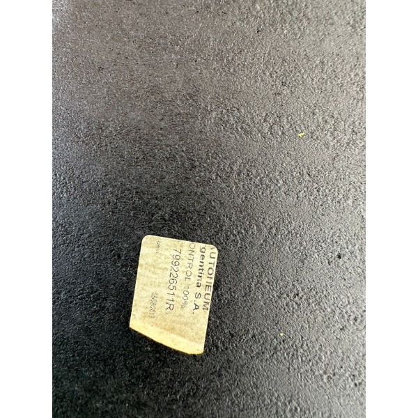 Tampão Bagagito Fluence 2013 Preto