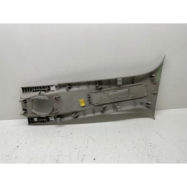 Acabamento Coluna Direita Fluence 2013 769137208r