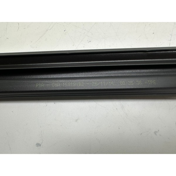 Pestana Traseira Direita Peugeot 208 2017 15018yb2 5227 Preto