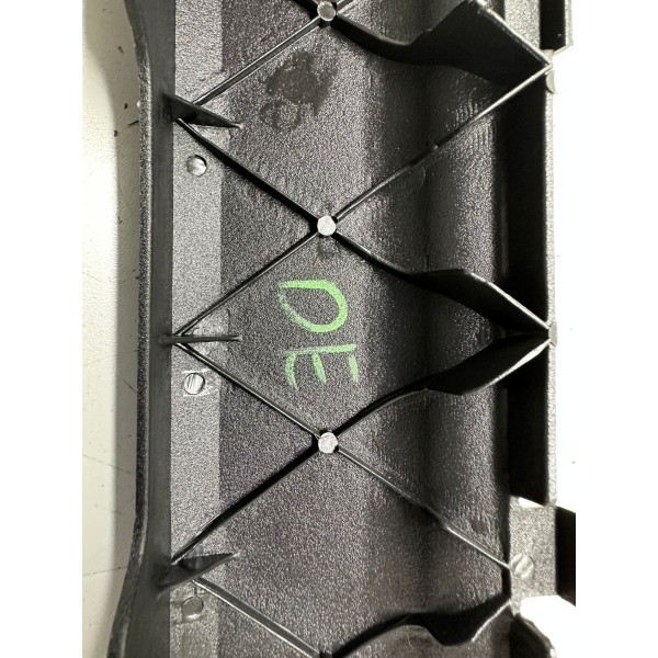 Acabamento Dianteiro Esquerdo Fluence 2013 3420