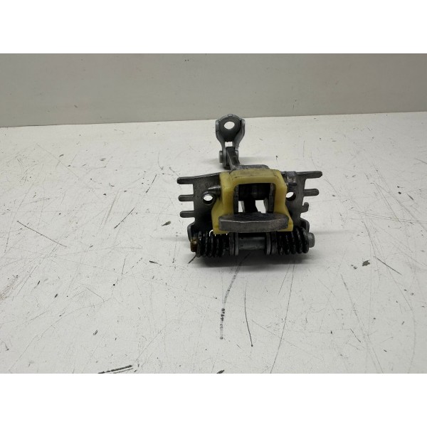 Limitador De Porta Traseiro Esquedo Fluence 2013 3332