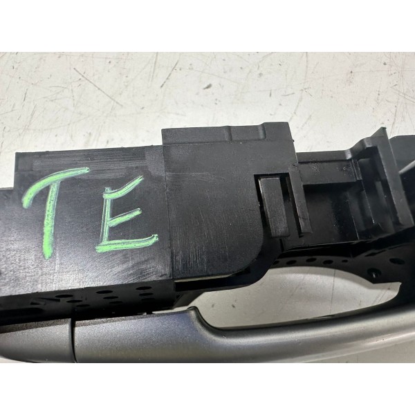 Maçaneta Externa Traseira Esquerda Fluence 2013 3327 Traseira