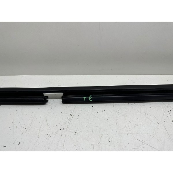 Pestana Interna Traseira Esquerda Fluence 2013 3323