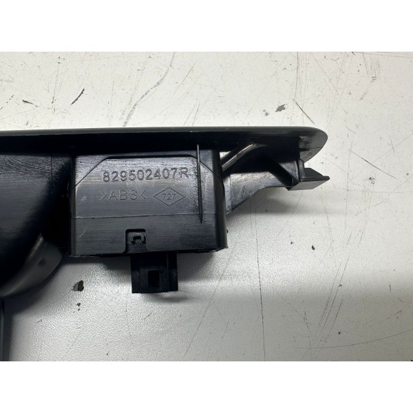 Comando Vidro Traseiro Direito Fluence 2013 3320