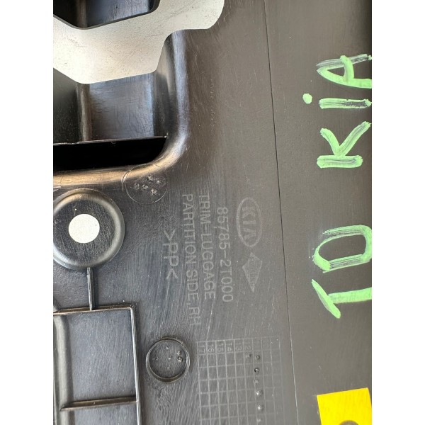 Acabamento Porta Mala Direito Kia Optima 2013 857852t000
