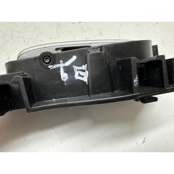 Maçaneta Interna Tras/esquerda Peugeot 208 2017 303966 5200 Traseira