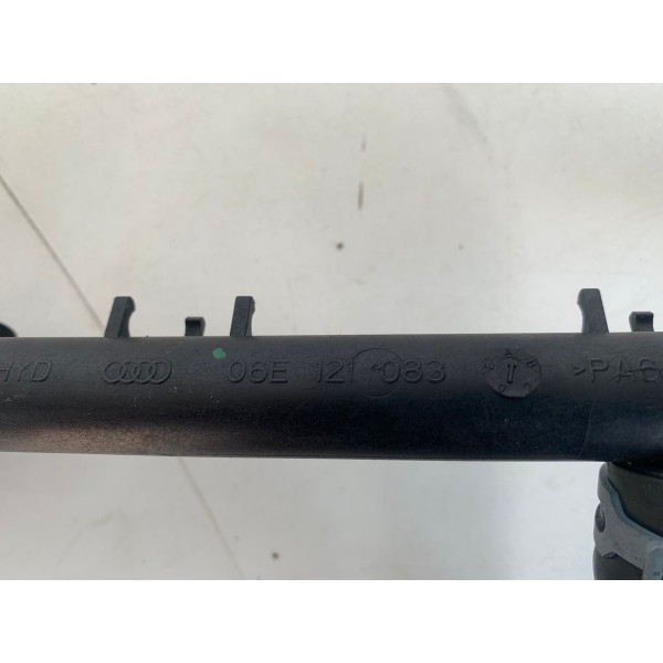 Duto Superior Da Água Audi Q7 2012 06e121083 4078