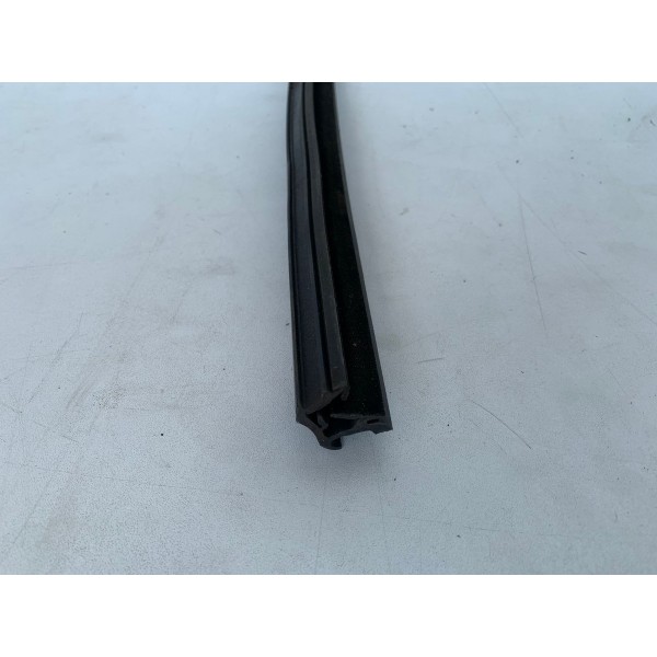 Canaleta Porta Tras. Direita Audi Q7 2012 4l0839440