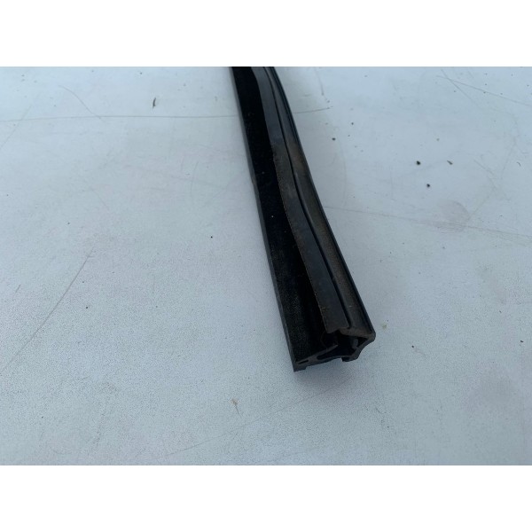 Canaleta Porta Tras. Direita Audi Q7 2012 4l0839440