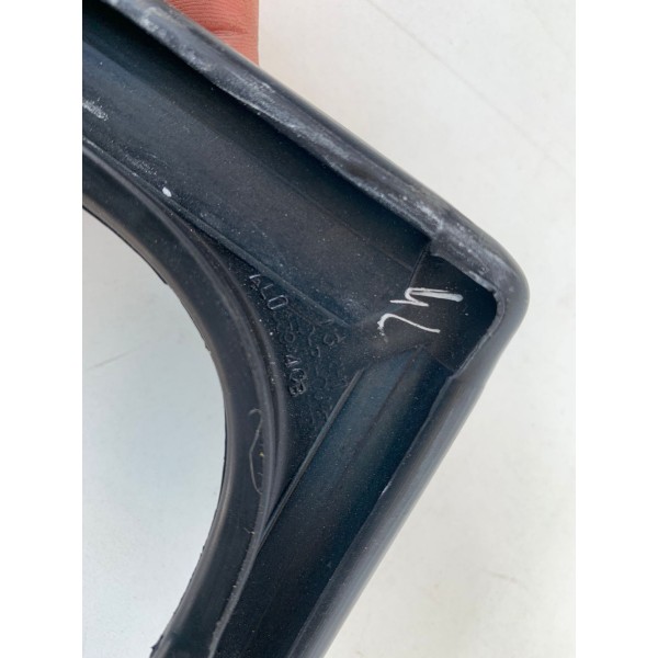 Canaleta Porta Tras. Direita Audi Q7 2012 4l0839440
