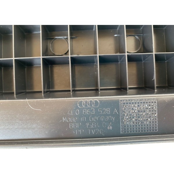 Acabamento Dir. Porta Malas Audi Q7 2012 4l0863528a