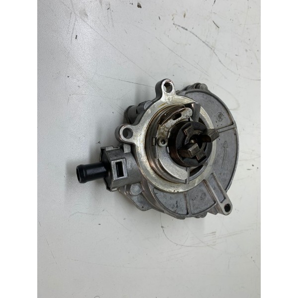 Bomba De Vácuo Audi Q7 3.0 V6 2012 06e145100r 4032