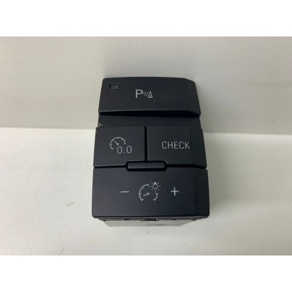 Botão Park Assist Audi Q7 2012 4l1927123a 4018