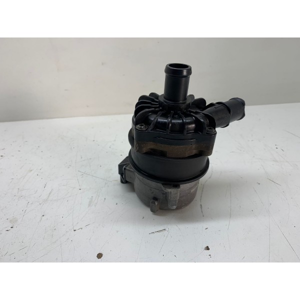 Bomba Da Água Audi Q7 2012 3.0 V6 8k0965567 2915 C/ Detalhe