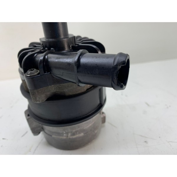 Bomba Da Água Audi Q7 2012 3.0 V6 8k0965567 2915 C/ Detalhe