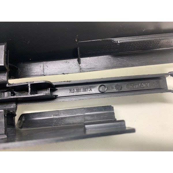 Acabamento Trilho Banco Audi Q7 2012 7l0881097a 2901